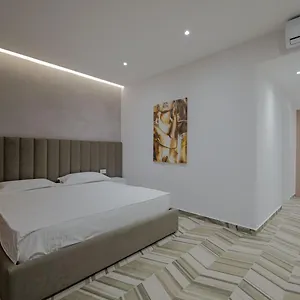 Sea & 4*, Wlora Albania